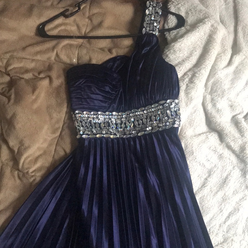 Dress with cut out back